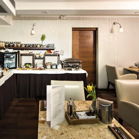 Отель Mama's Design & Boutique 4*