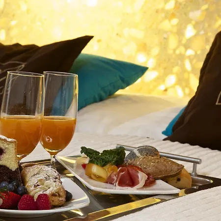 Mama's Design & Boutique 4* Bratislava