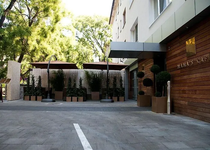 Mama's Design & Boutique Братислава