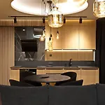 Mama's Design & Boutique براتسيلافا