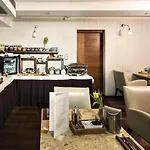 Hotell Mama's Design & Boutique 4*