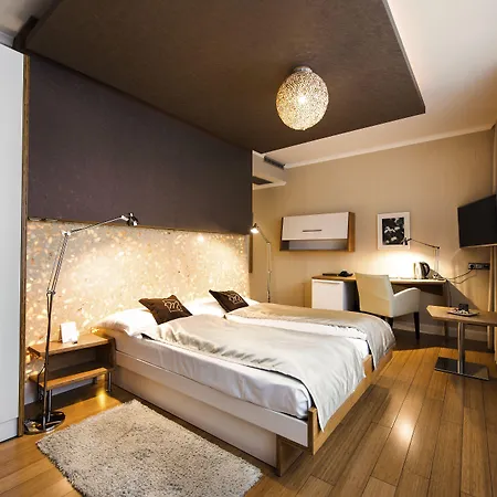 Отель Mama's Design & Boutique 4*