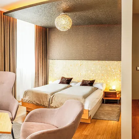 Mama's Design & Boutique Hotel 4*