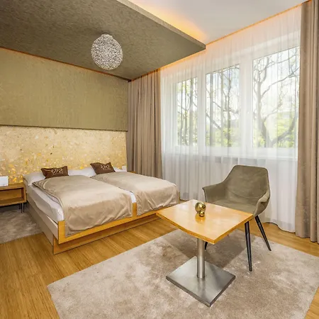 Mama's Design & Boutique 4* Bratislava