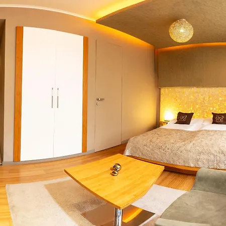 Mama's Design & Boutique 4* Pressburg