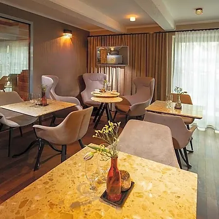 Hotel Mama's Design & Boutique 4*