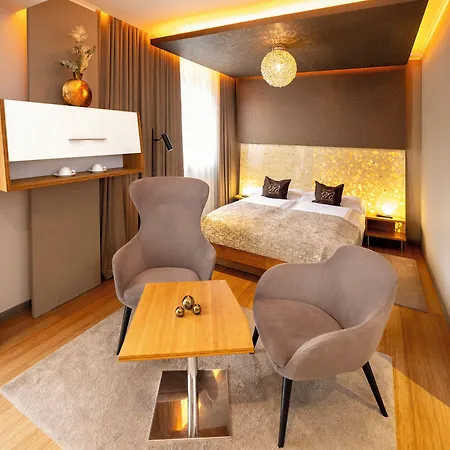 Mama's Design & Boutique Hotel 4*